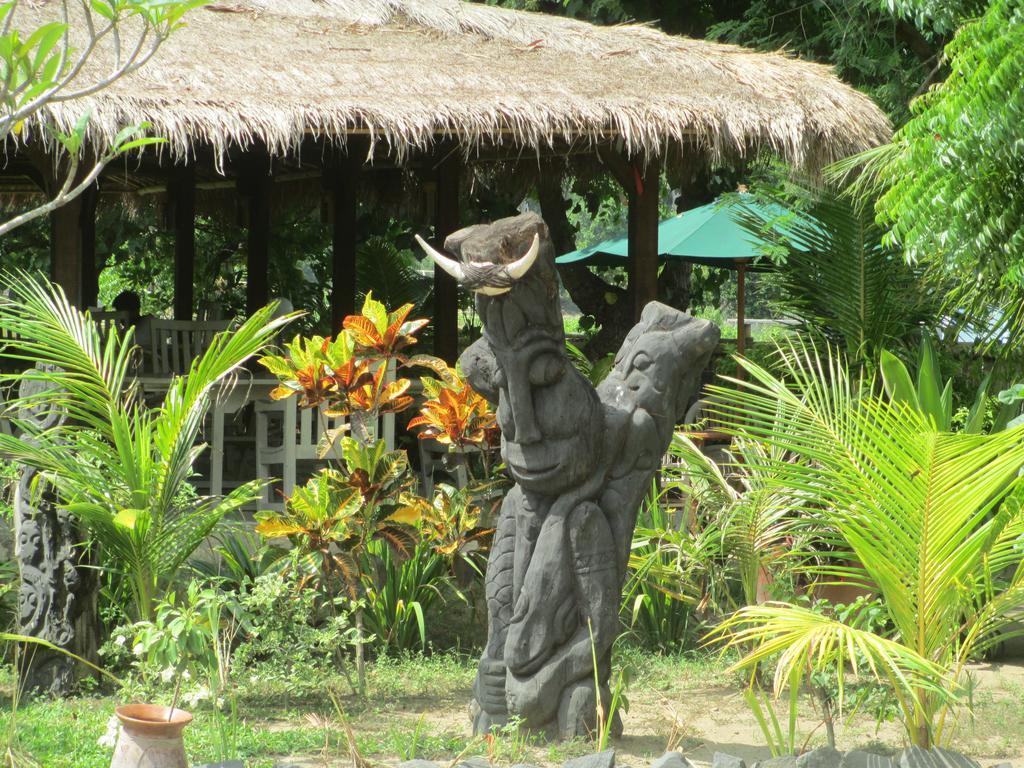 Selong Belanak Bungalows Selong Blanak Exterior foto