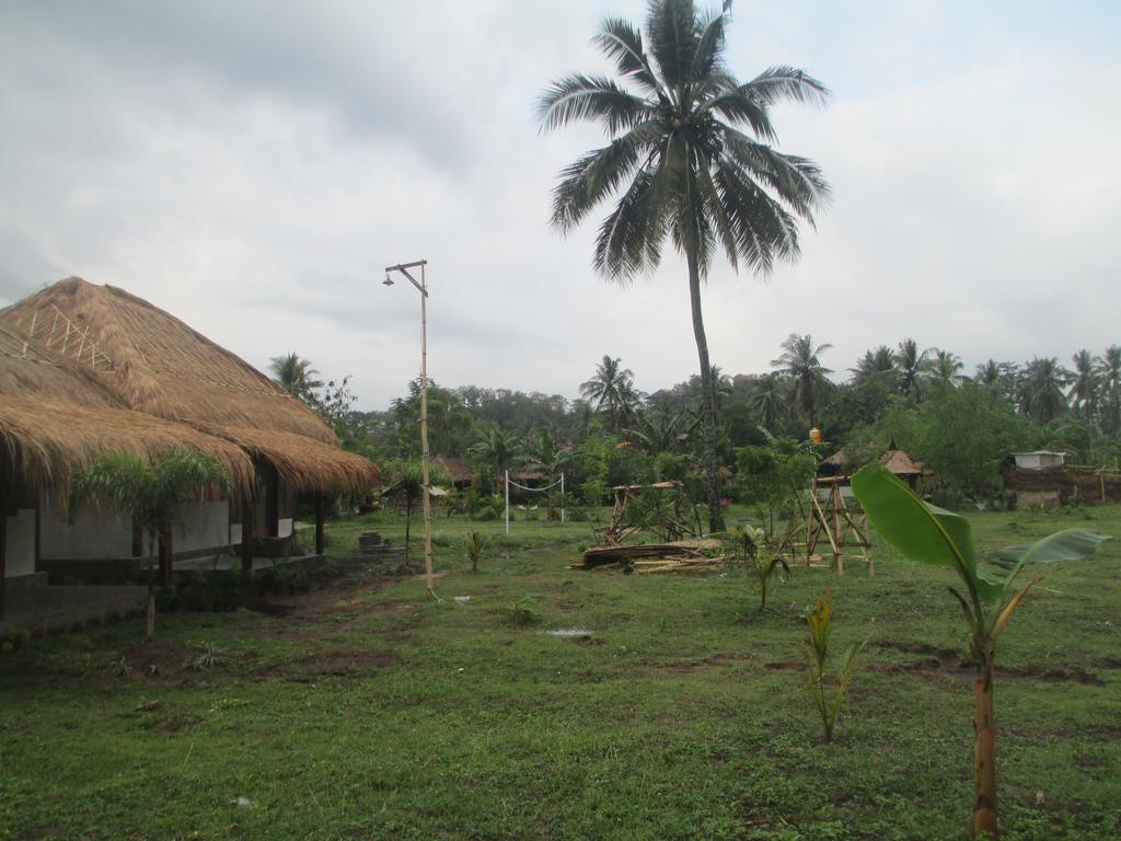 Selong Belanak Bungalows Selong Blanak Exterior foto