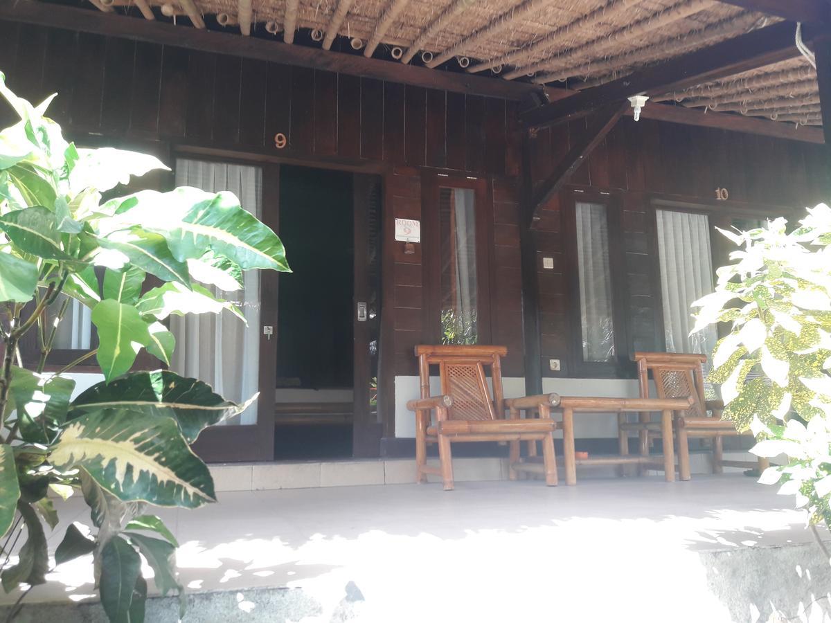 Selong Belanak Bungalows Selong Blanak Exterior foto